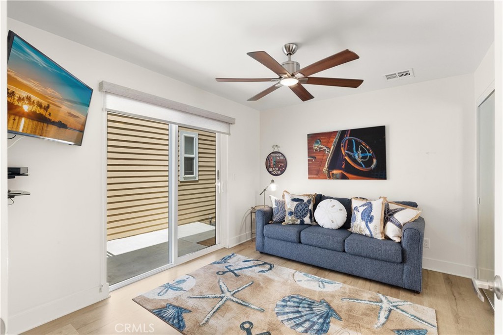 Newport Beach, California, 92663, United States, 2 Bedrooms Bedrooms, ,2 BathroomsBathrooms,Residential,For Sale,1877263