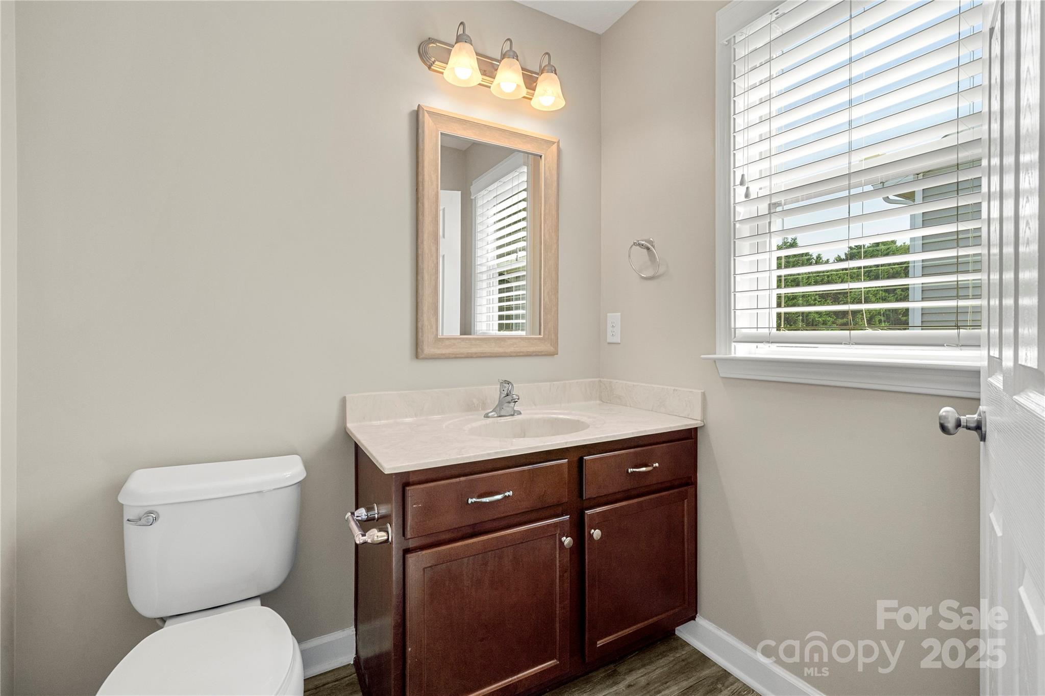 Belmont, North Carolina, 28012, United States, 4 Bedrooms Bedrooms, ,3 BathroomsBathrooms,Residential,For Sale,1866923