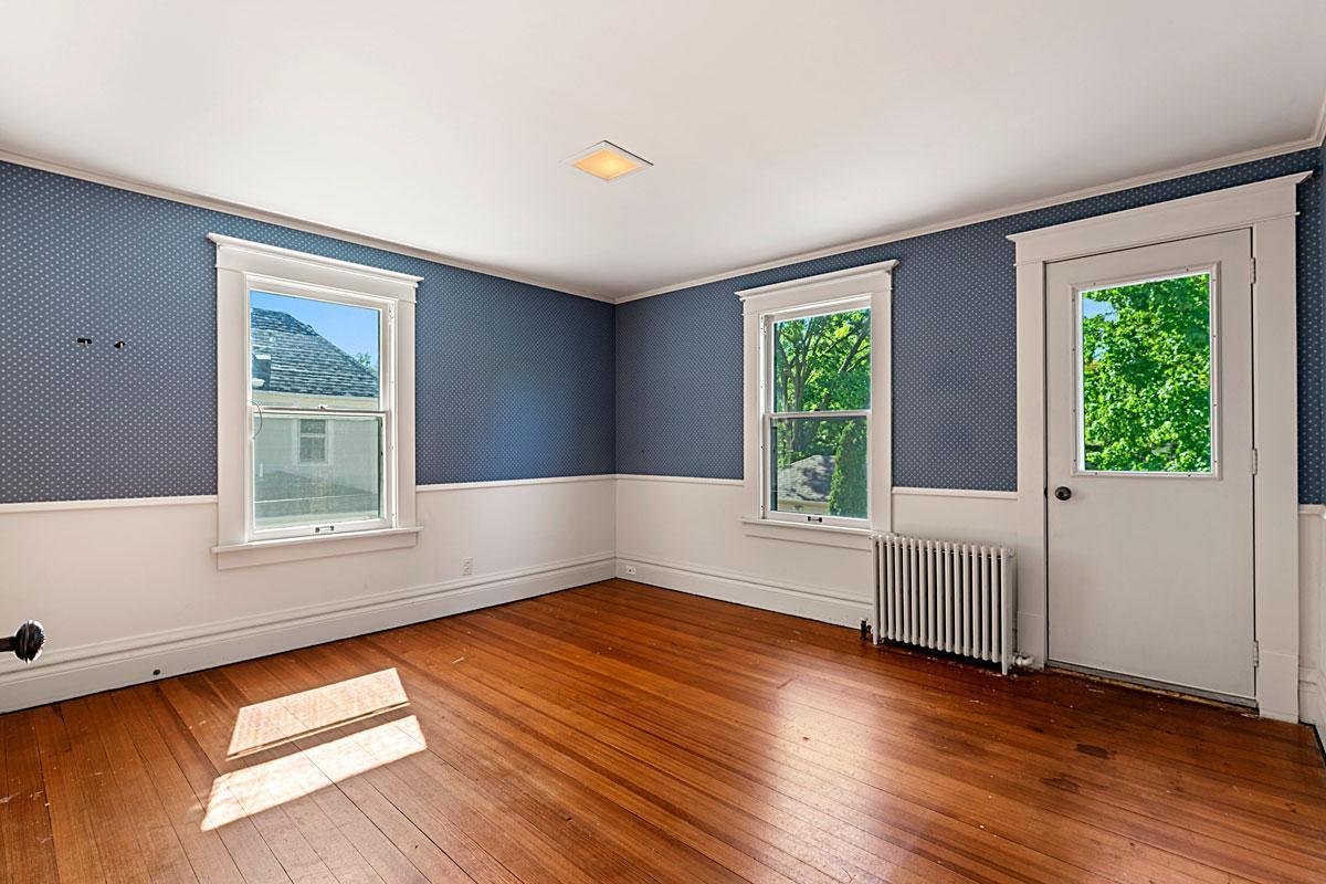 Northfield, Minnesota, 55057, United States, 5 Bedrooms Bedrooms, ,1 BathroomBathrooms,Residential,For Sale,1984283