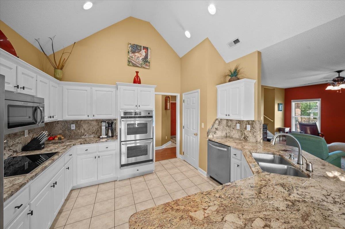 Cowpens, South Carolina, 29330, United States, 5 Bedrooms Bedrooms, ,3 BathroomsBathrooms,Residential,For Sale,1915597