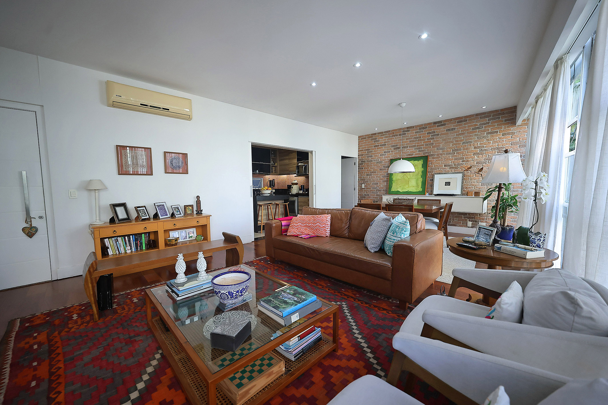  Lagoa  Sacopã Street  3 Bedrooms  1 Suite  1 Parking Space  Fully Renovated - 物件實景