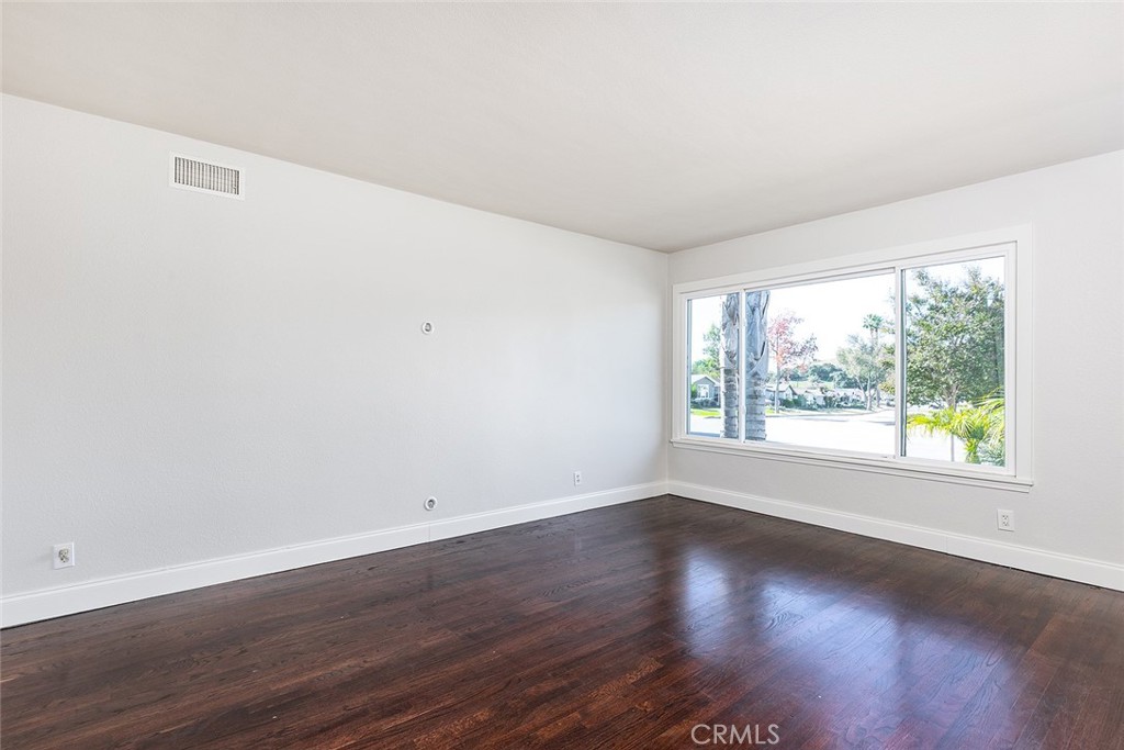 Glendora, California, 91740, United States, 3 Bedrooms Bedrooms, ,2 BathroomsBathrooms,Residential,For Sale,2003352