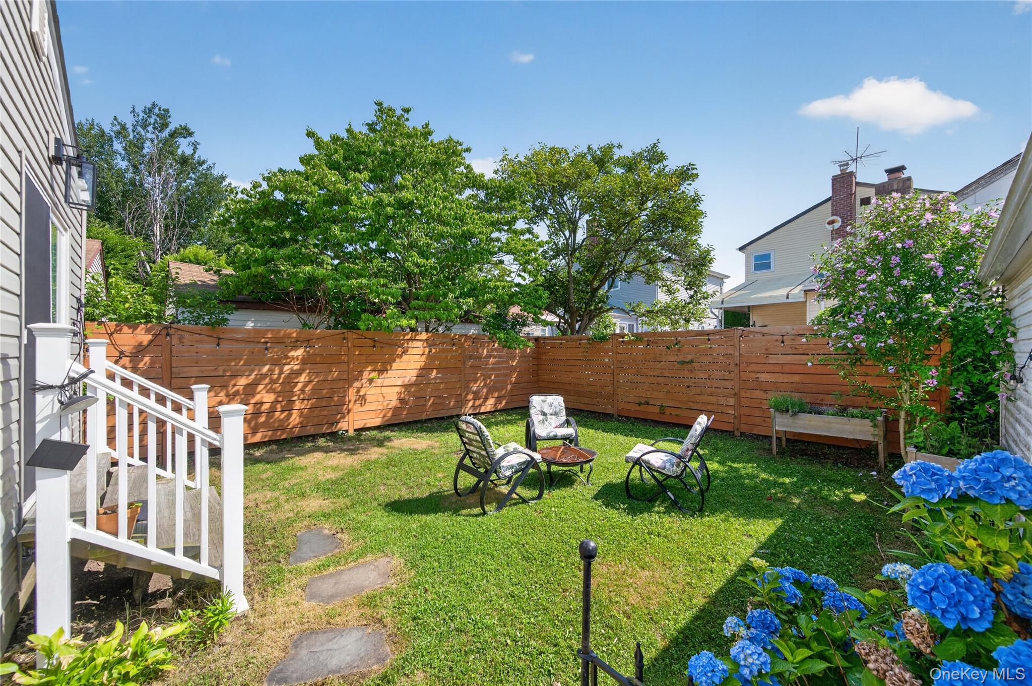  120 Bert Avenue, Westbury, NY, 11590 - 物件實景