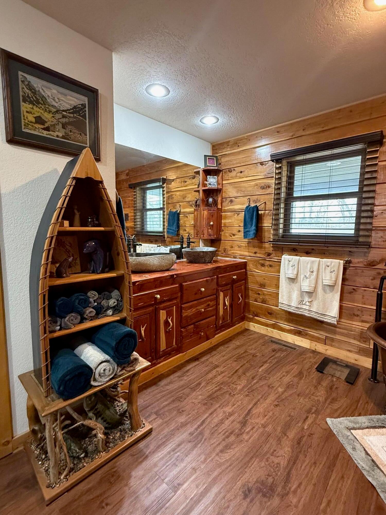 Norwood, Missouri, 65717, United States, 3 Bedrooms Bedrooms, ,3 BathroomsBathrooms,Residential,For Sale,2006315