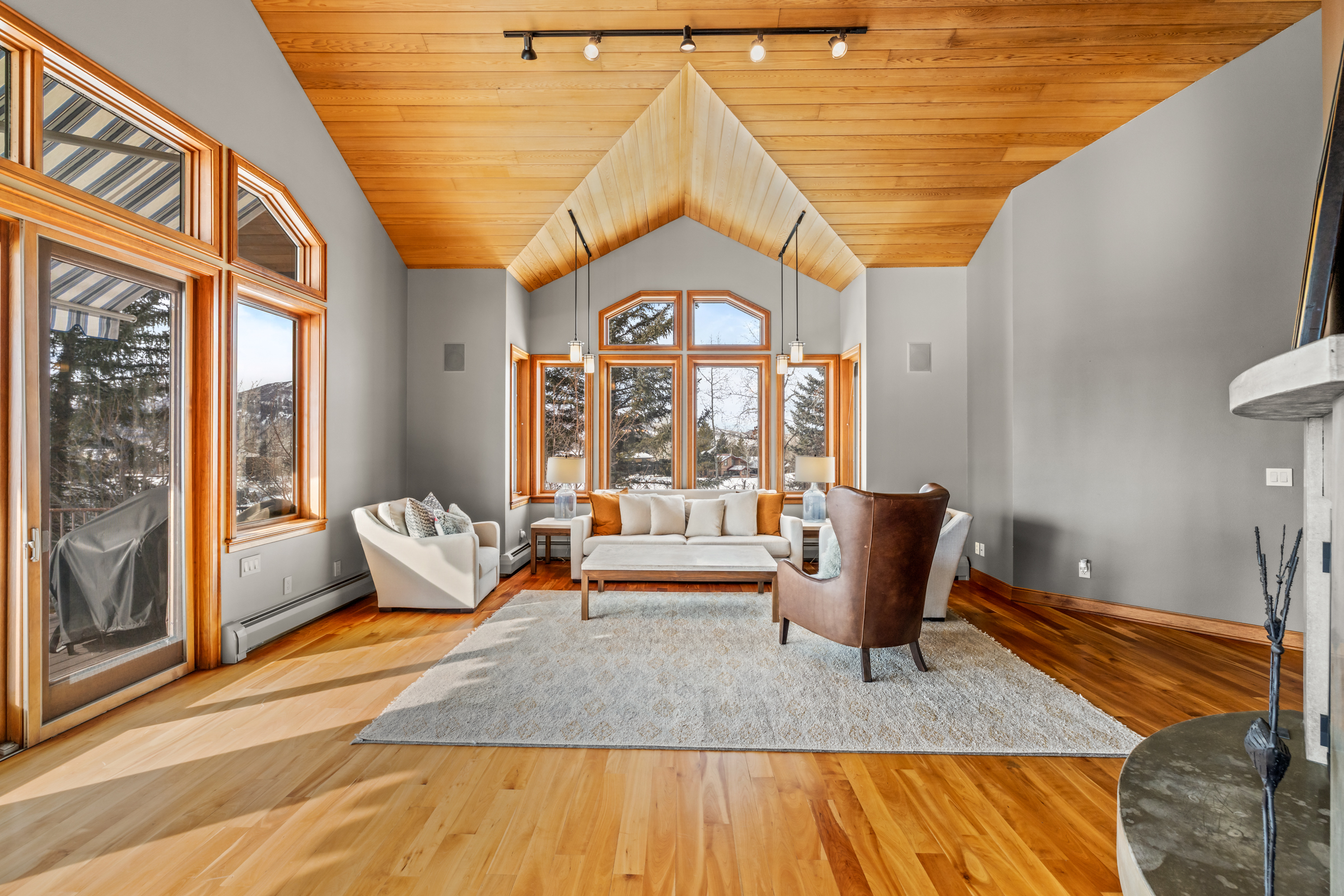  Luxury Rollingstone Fairway Estate - 物件實景