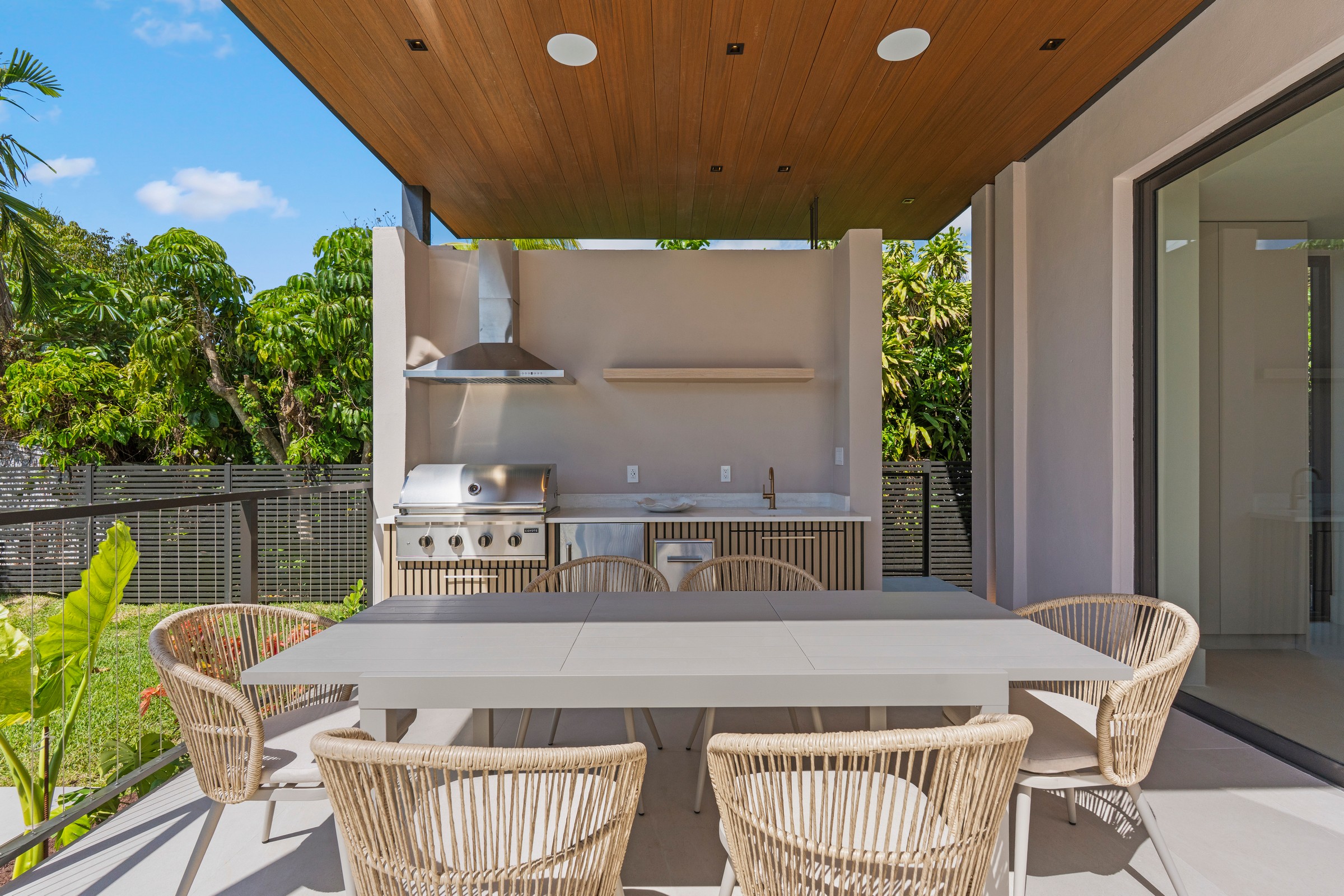  5854 SW 30th St, Miami, FL, 33155 - 物件實景
