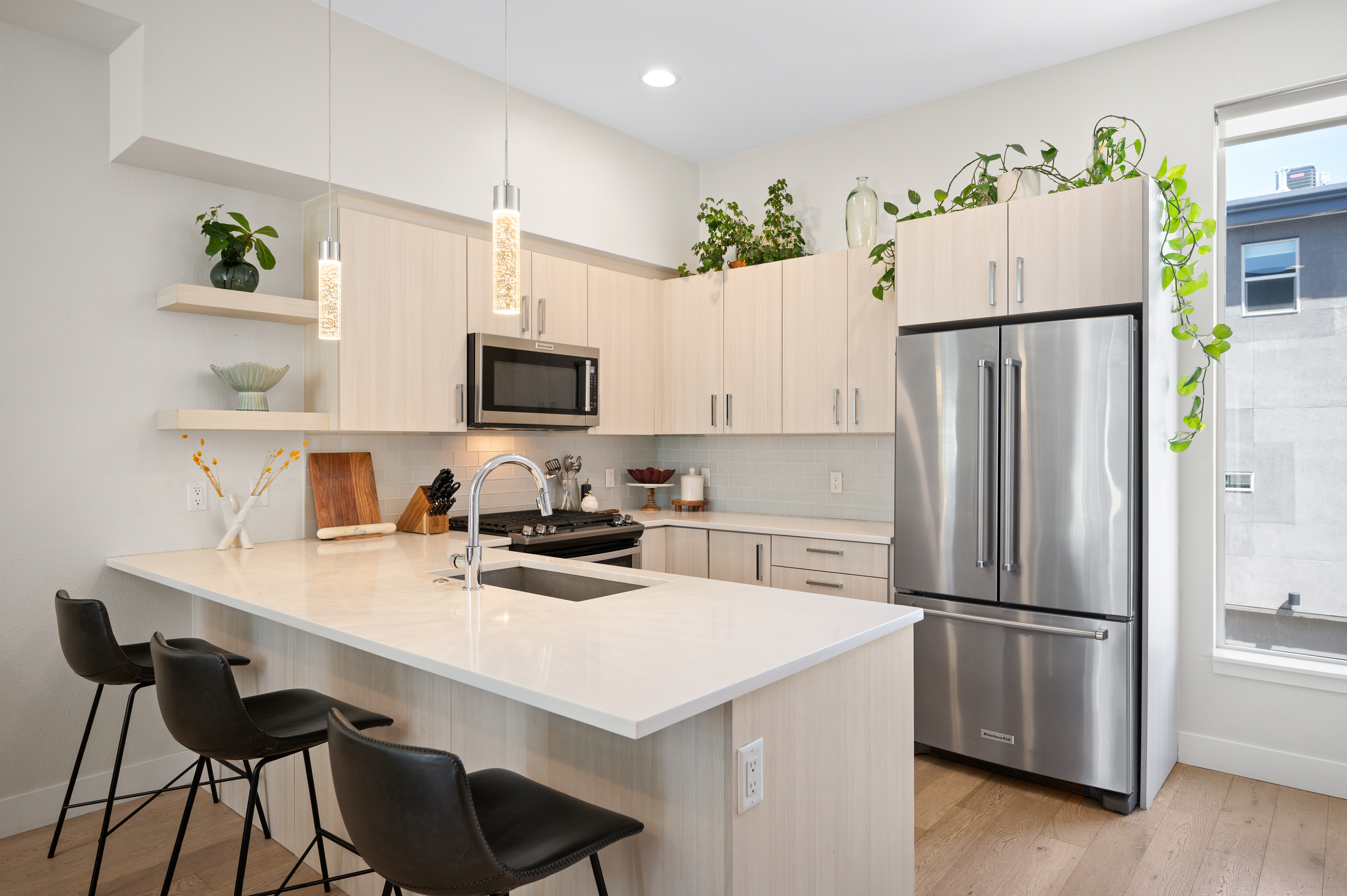  Modern Townhome In Contemporary Enclave - 物件實景