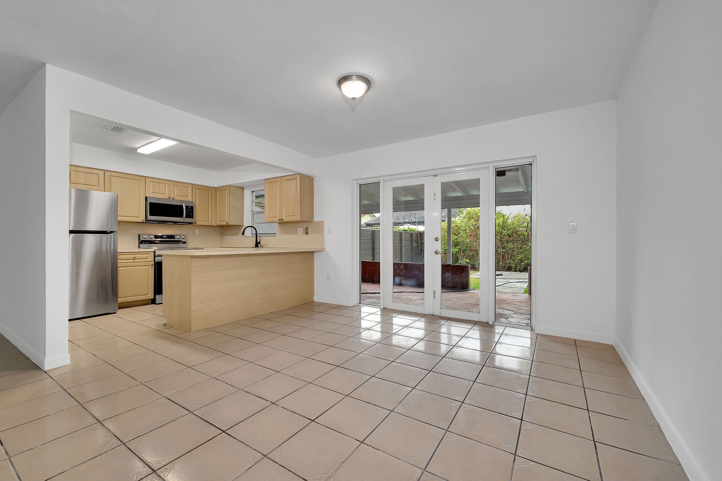  23 NW 109th Ave, Miami, FL, 33172 - 物件實景