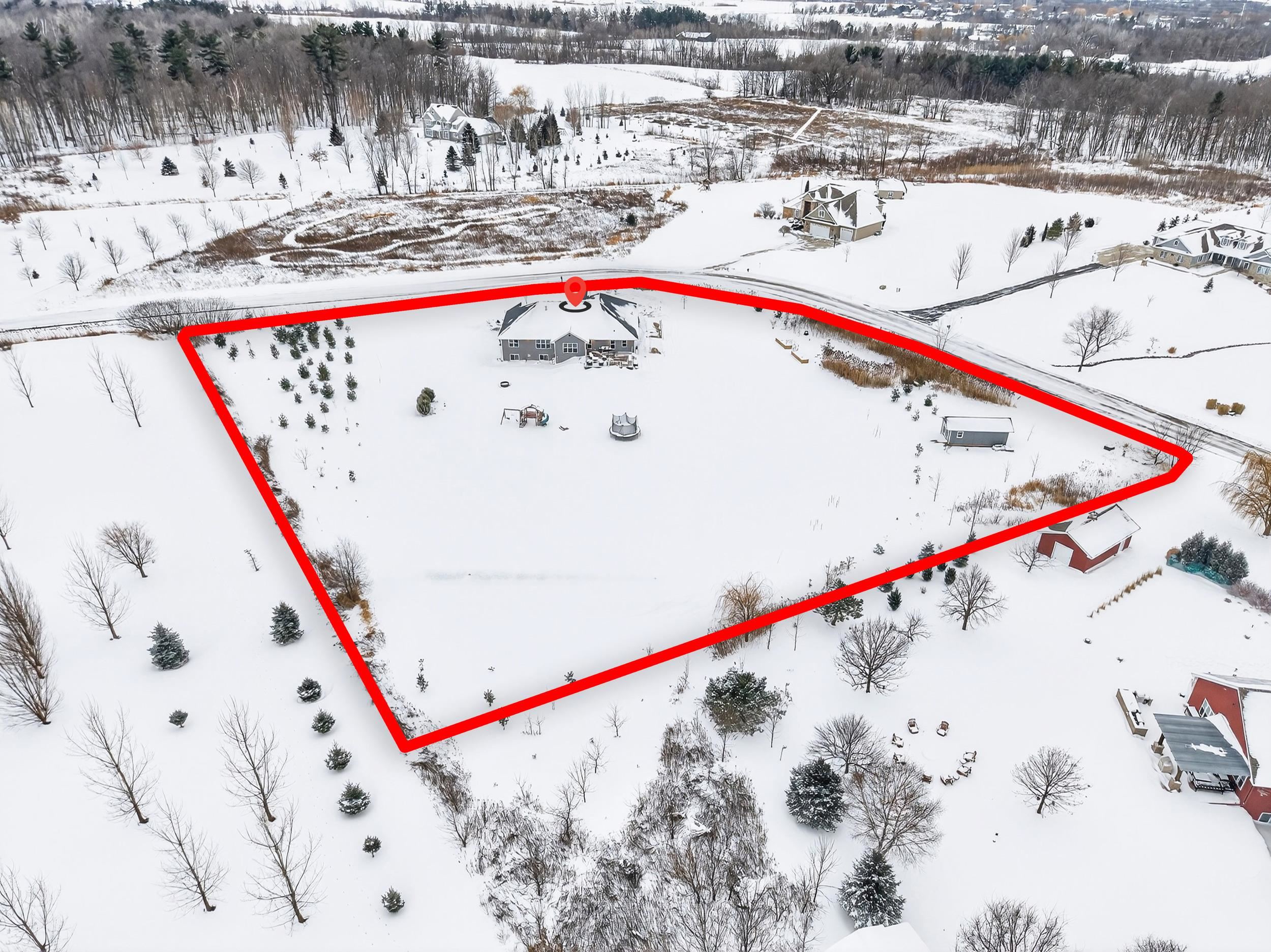 De Pere, Wisconsin, 54115-8472, United States, 4 Bedrooms Bedrooms, ,4 BathroomsBathrooms,Residential,For Sale,2005703