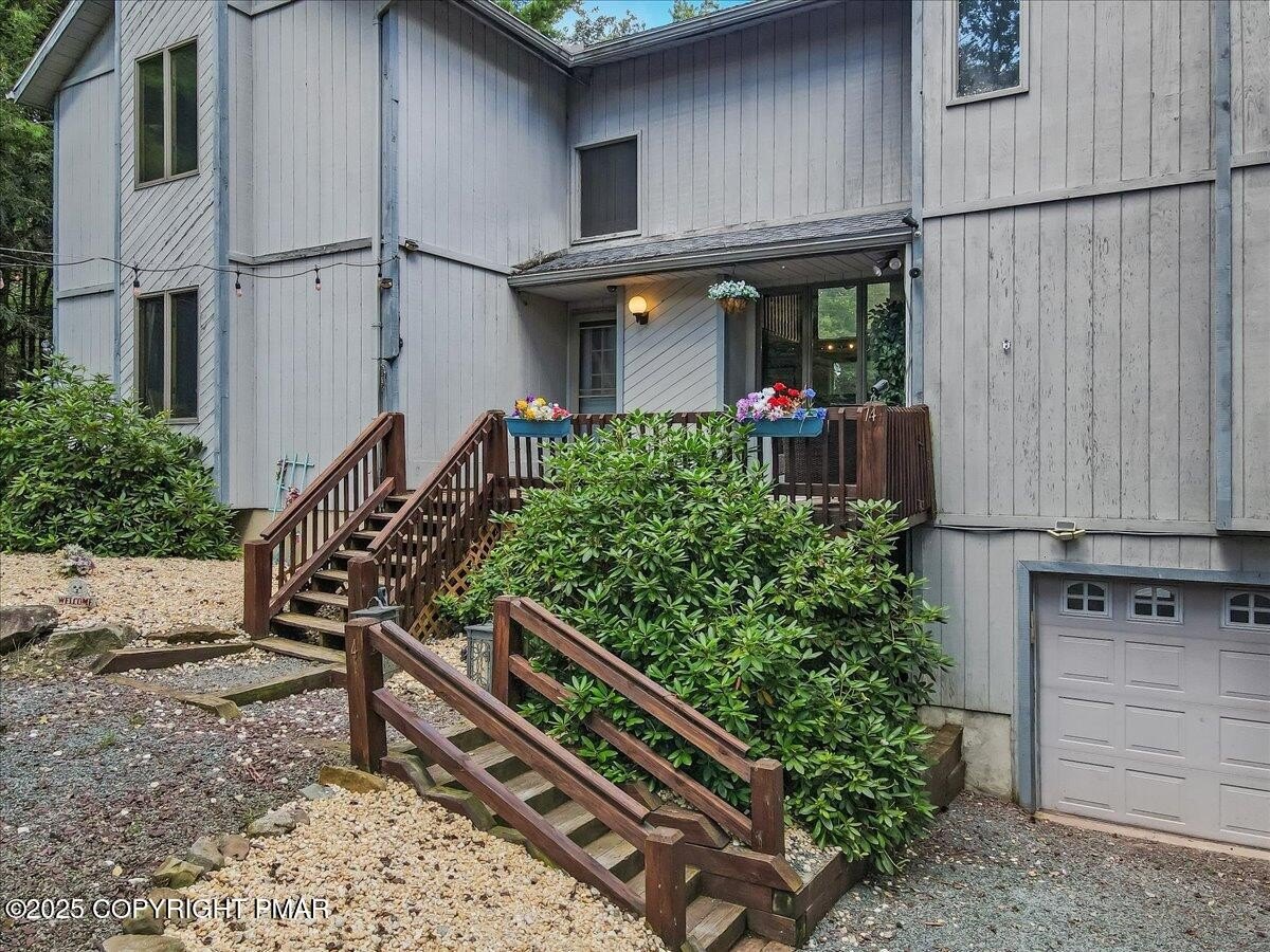Lake Harmony, Pennsylvania, 18624, United States, 8 Bedrooms Bedrooms, ,4 BathroomsBathrooms,Residential,For Sale,1914089