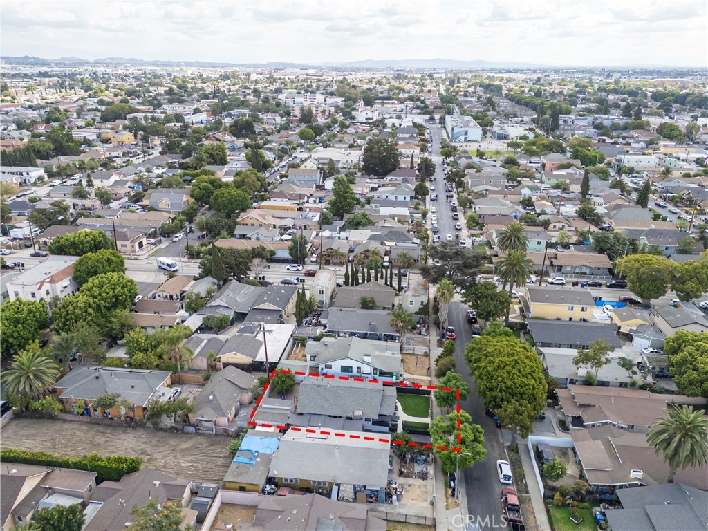 Los Angeles, California, 90011, United States, 4 Bedrooms Bedrooms, ,3 BathroomsBathrooms,Residential,For Sale,1984518