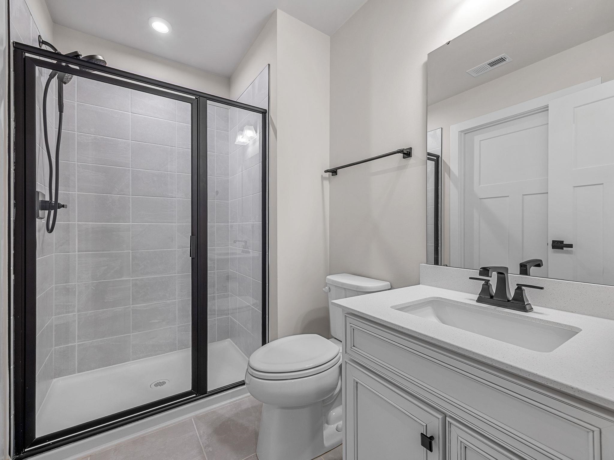 Woodruff, South Carolina, 29388, United States, 5 Bedrooms Bedrooms, ,4 BathroomsBathrooms,Residential,For Sale,1890985