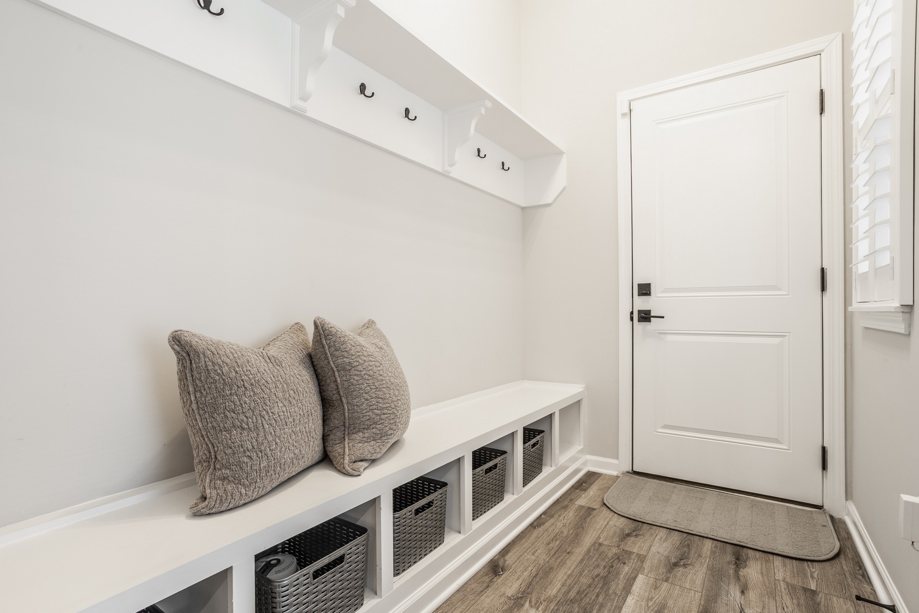  Easy Living in Sought After Westfield Neighborhood - 物件實景
