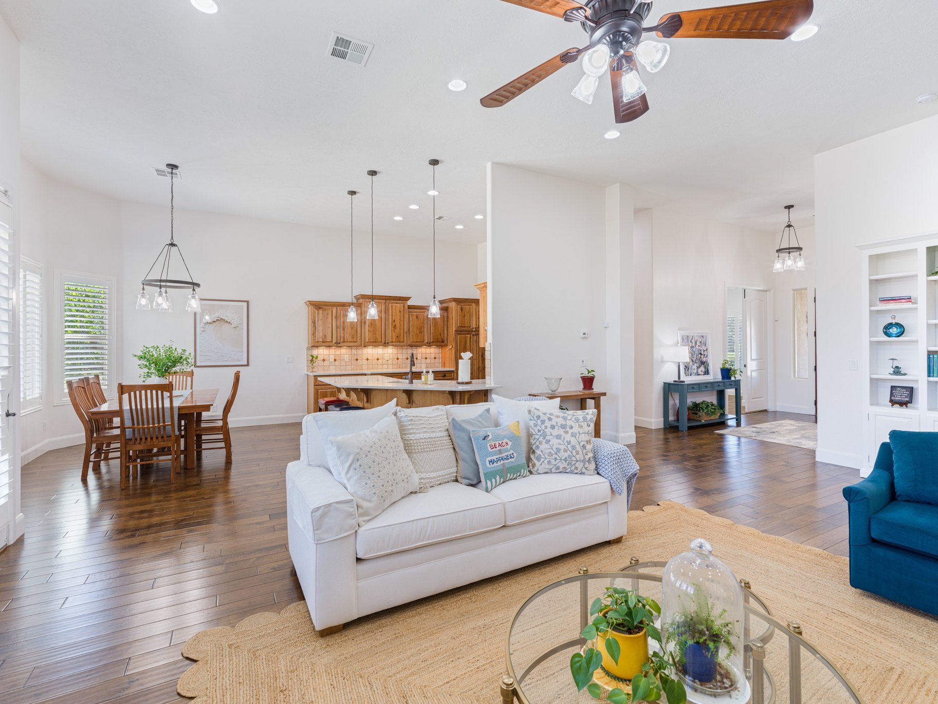  Single-Level Living with Private Pool & Rare 6-Car Garage in Green Springs - 物件實景