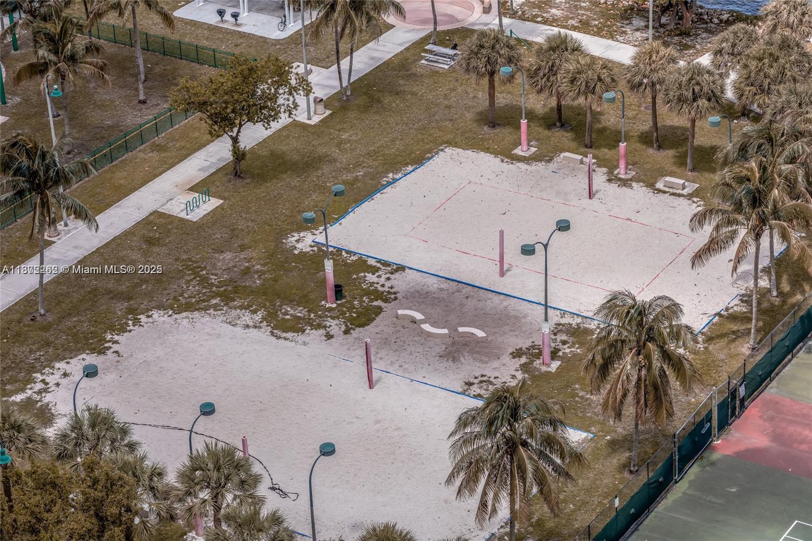 Miami, Florida, 33132, United States, 2 Bedrooms Bedrooms, ,2 BathroomsBathrooms,Residential,For Sale,1940713