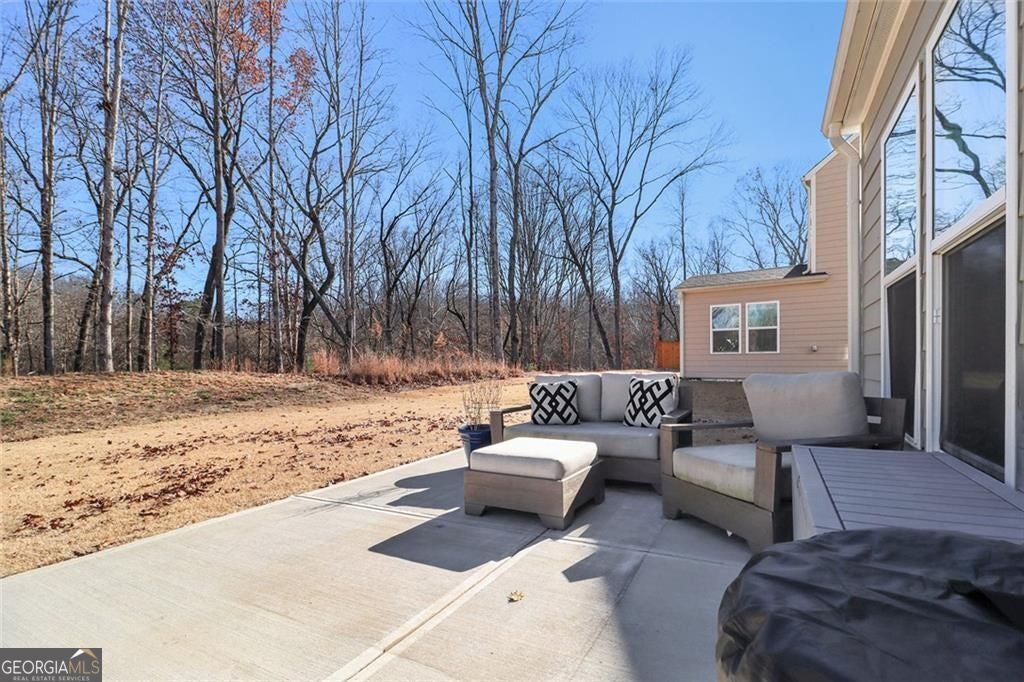 Auburn, Georgia, 30011, United States, 5 Bedrooms Bedrooms, ,4 BathroomsBathrooms,Residential,For Sale,2006605