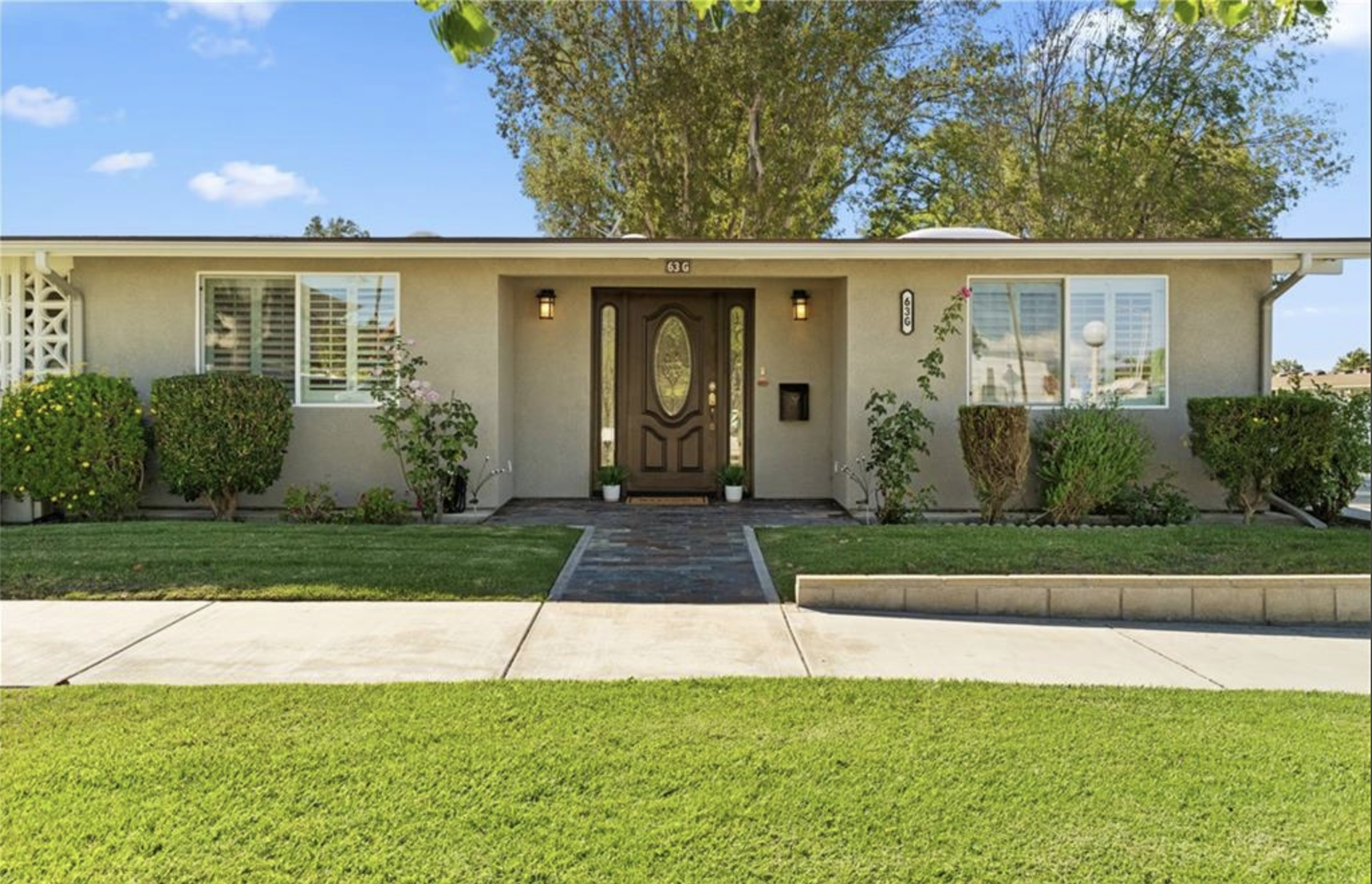 Seal Beach, California, 90740, United States, 2 Bedrooms Bedrooms, ,2 BathroomsBathrooms,Residential,For Sale,1996114