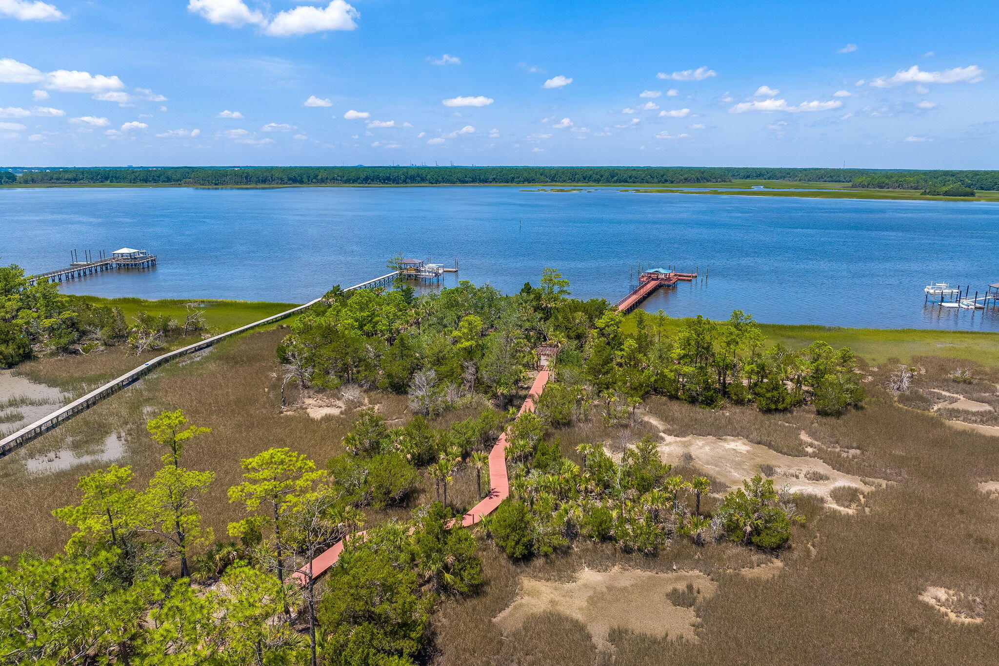 Mount Pleasant, South Carolina, 29466, United States, 4 Bedrooms Bedrooms, ,4 BathroomsBathrooms,Residential,For Sale,1827956