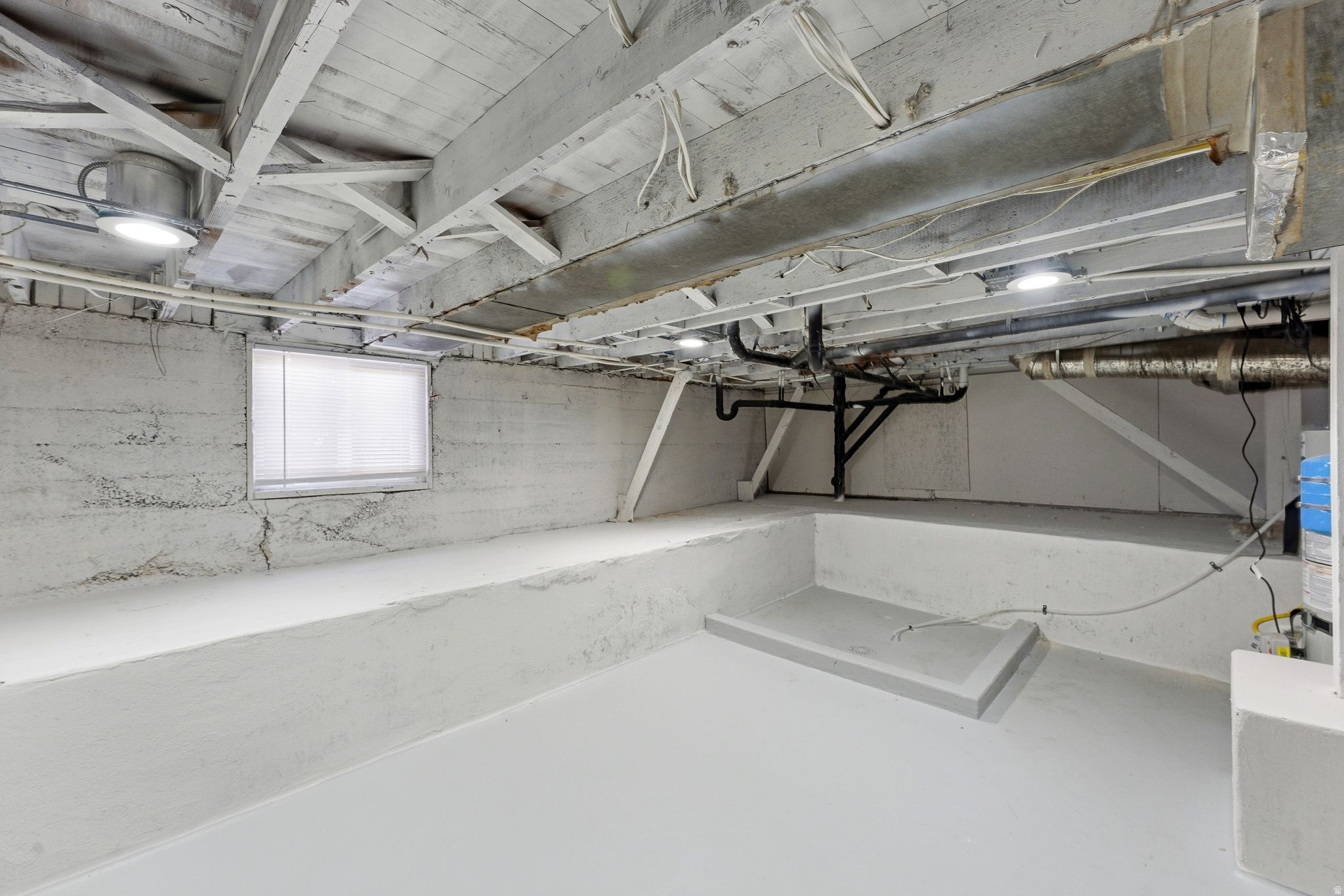 South Salt Lake, Utah, 84115, United States, 3 Bedrooms Bedrooms, ,2 BathroomsBathrooms,Residential,For Sale,2003272