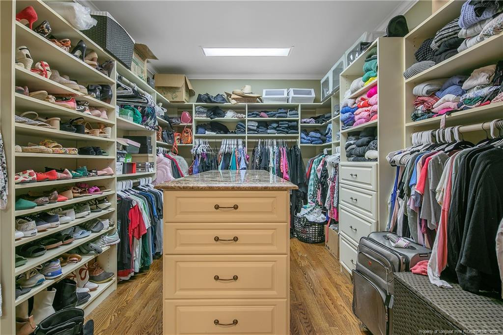 Fayetteville, North Carolina, 28303, United States, 4 Bedrooms Bedrooms, ,5 BathroomsBathrooms,Residential,For Sale,1992952