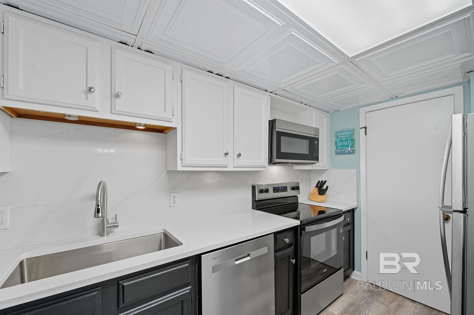 Gulf Shores, Alabama, 36542, United States, 2 Bedrooms Bedrooms, ,2 BathroomsBathrooms,Residential,For Sale,1982697