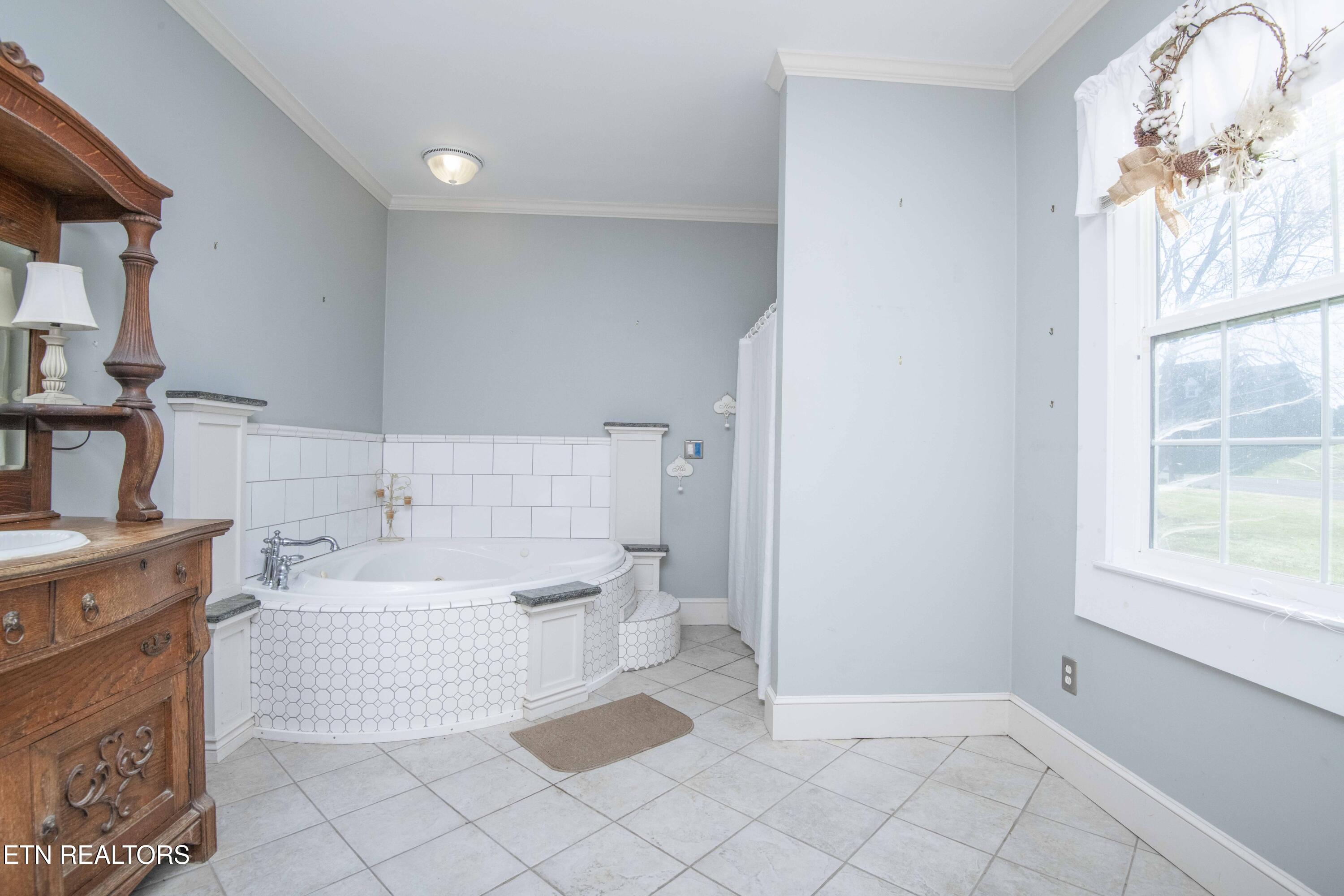 Rockford, Tennessee, 37853, United States, 3 Bedrooms Bedrooms, ,3 BathroomsBathrooms,Residential,For Sale,1984254