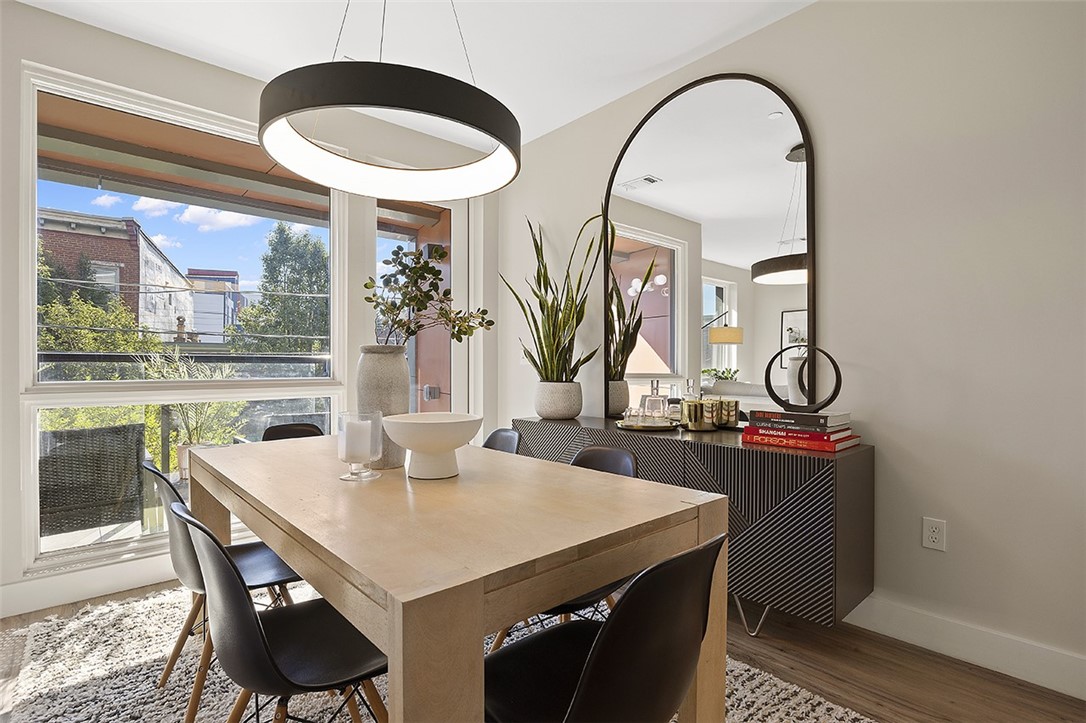 Lawrenceville, Pennsylvania, 15201, United States, 2 Bedrooms Bedrooms, ,2 BathroomsBathrooms,Residential,For Sale,1960750