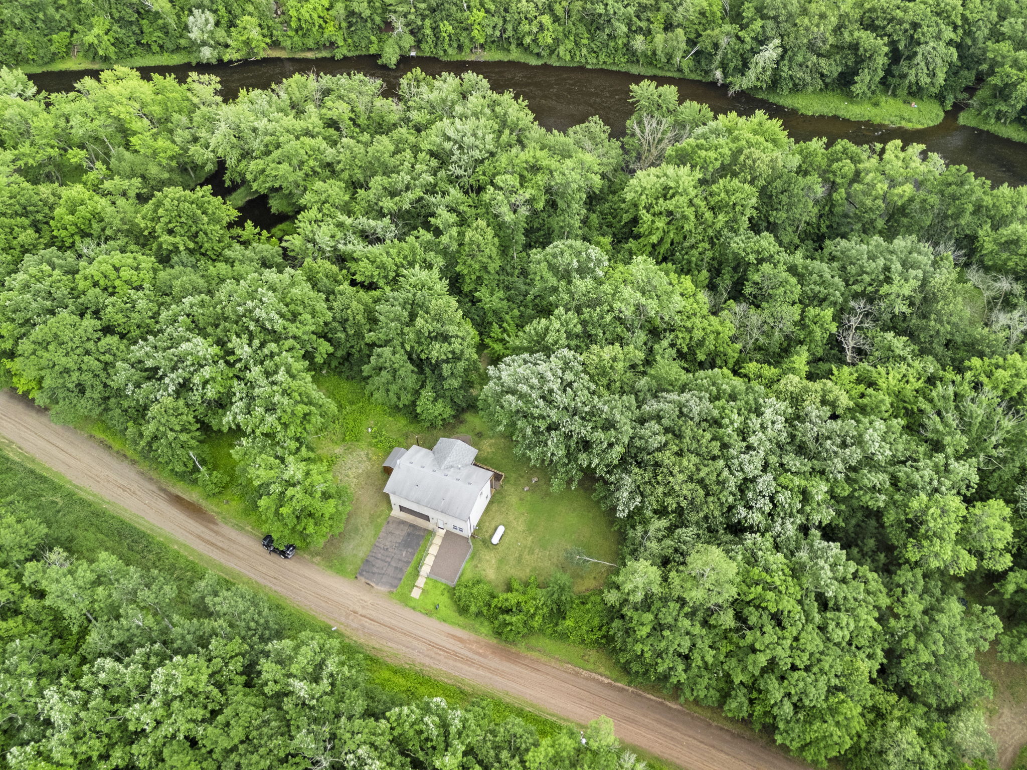  Private Riverside Living with Endless Outdoor Adventure - 物件實景