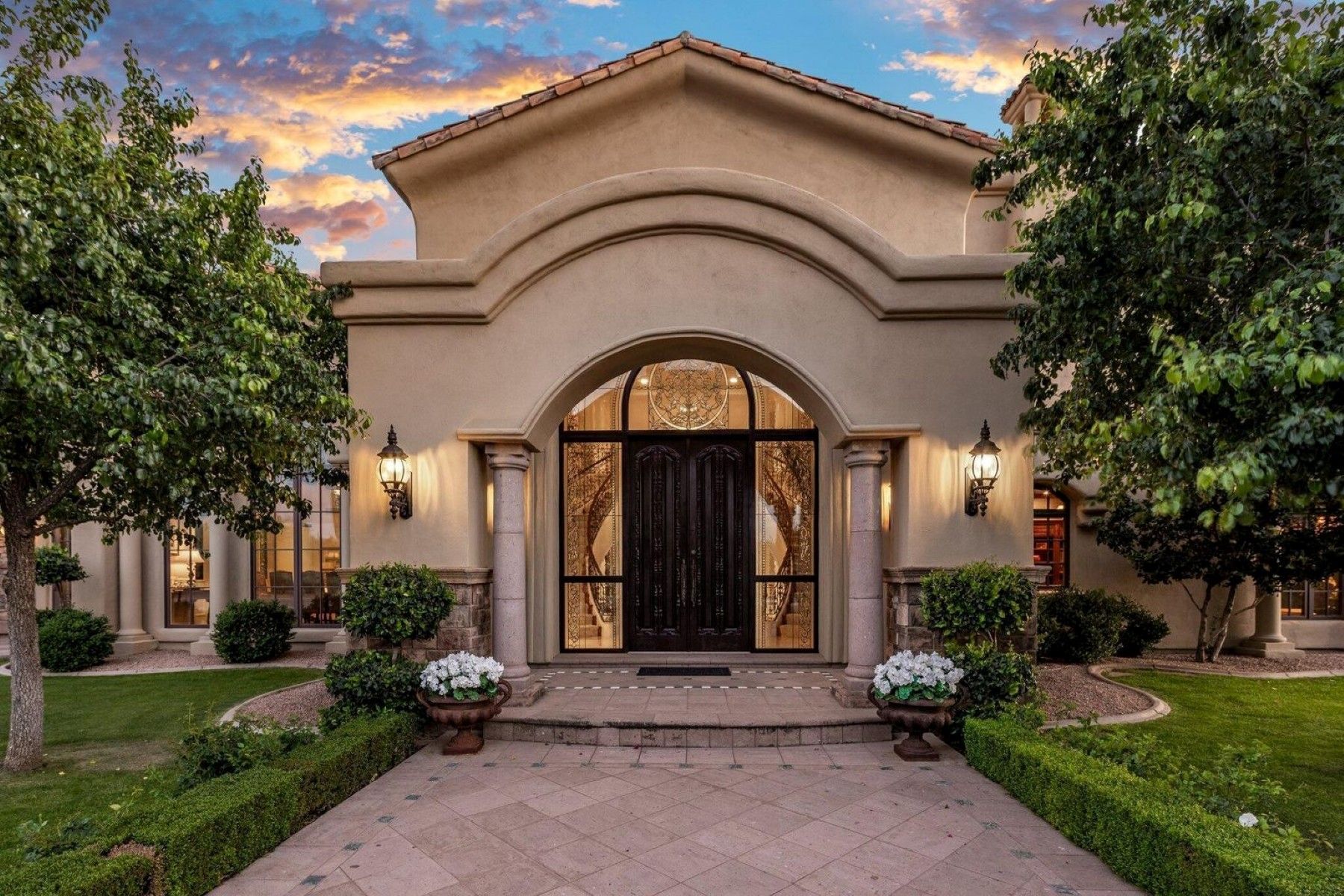 Breathtaking Estate