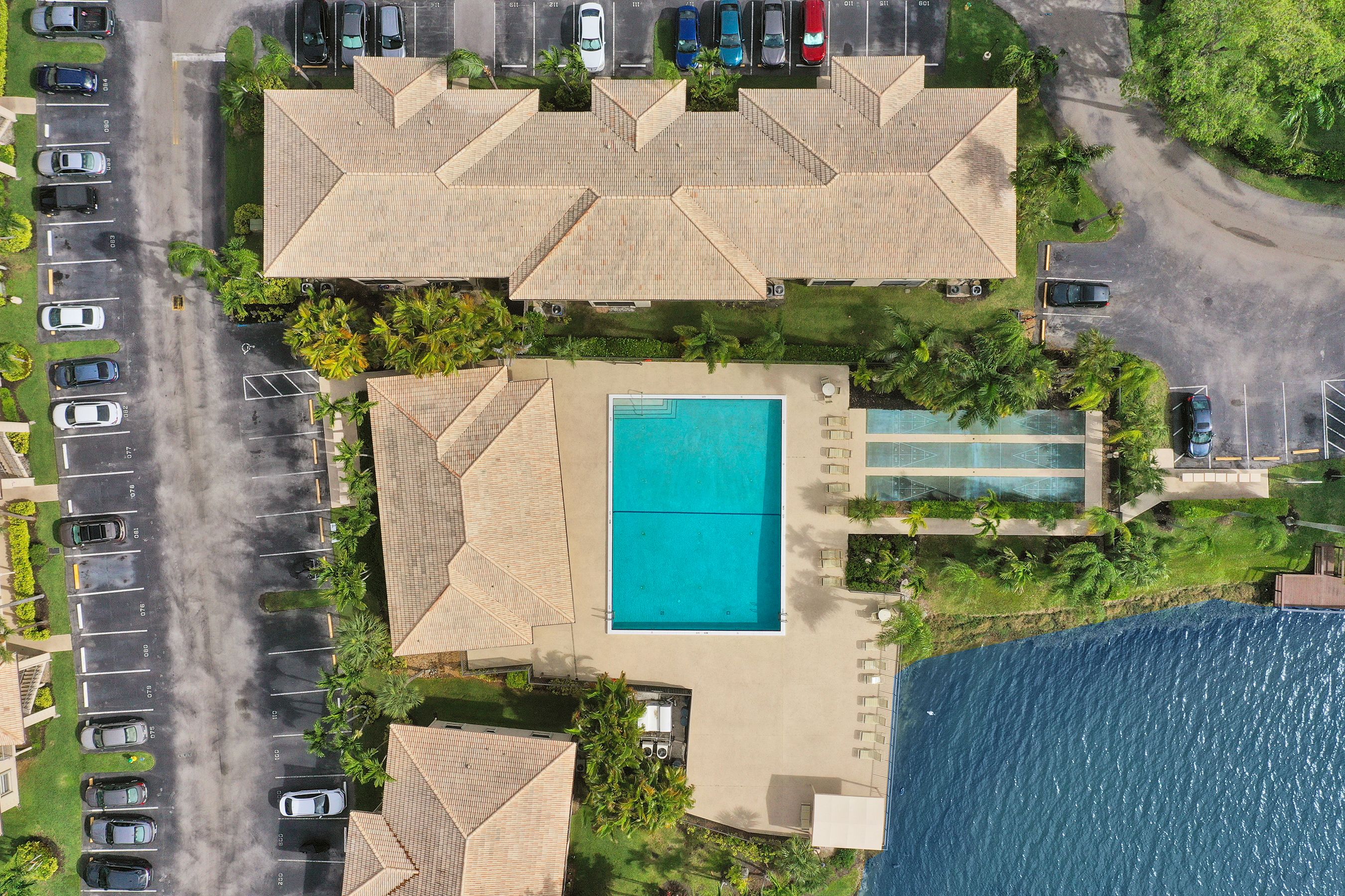  5531 Lakeside Drive, Margate, FL, 33063 - 物件實景