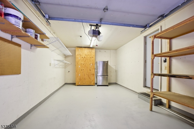 Clifton City, New Jersey, 07013-4019, United States, 2 Bedrooms Bedrooms, ,3 BathroomsBathrooms,Residential,For Sale,1920450