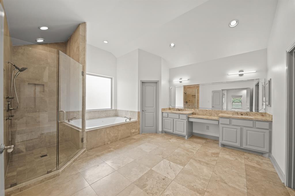 Houston, Texas, 77096, United States, 4 Bedrooms Bedrooms, ,6 BathroomsBathrooms,Residential,For Sale,1827201
