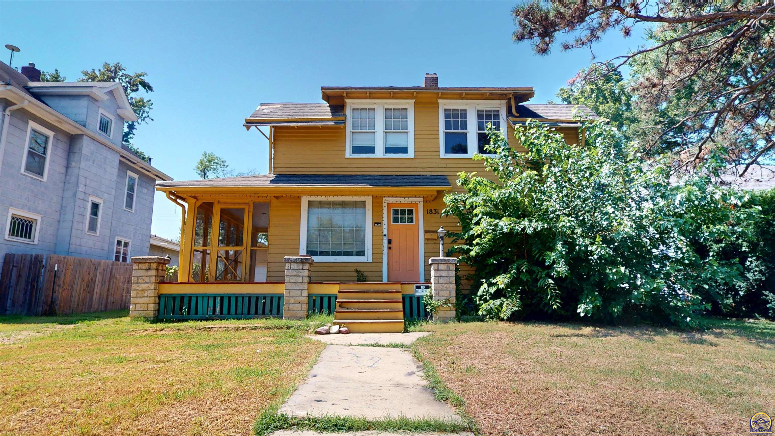 Lane St, Topeka, KS 66604