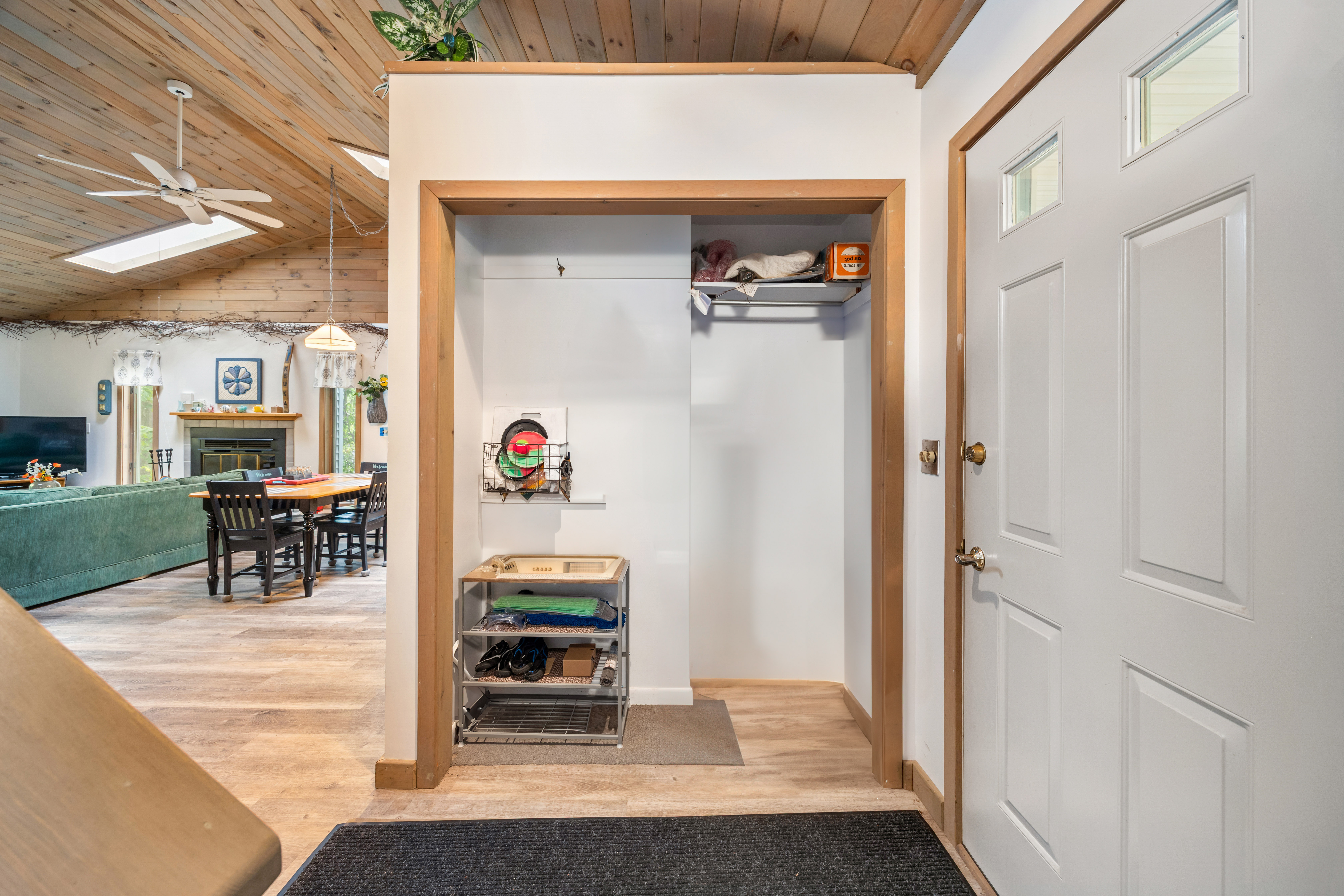 Jerusalem, New York, 14478, United States, 3 Bedrooms Bedrooms, ,2 BathroomsBathrooms,Residential,For Sale,1921280