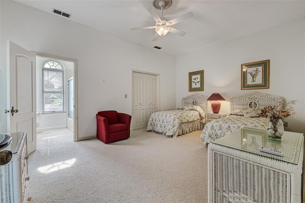 Lake Wales, Florida, 33898, United States, 2 Bedrooms Bedrooms, ,4 BathroomsBathrooms,Residential,For Sale,1908279