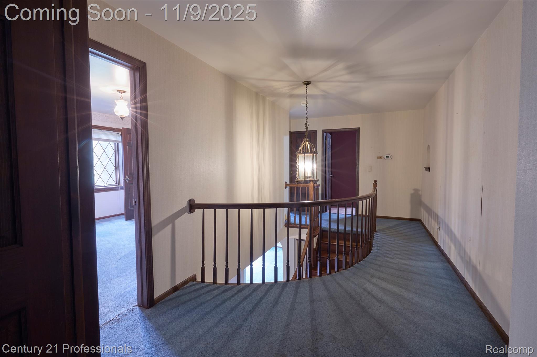 Rochester, Michigan, 48306, United States, 5 Bedrooms Bedrooms, ,6 BathroomsBathrooms,Residential,For Sale,1987117