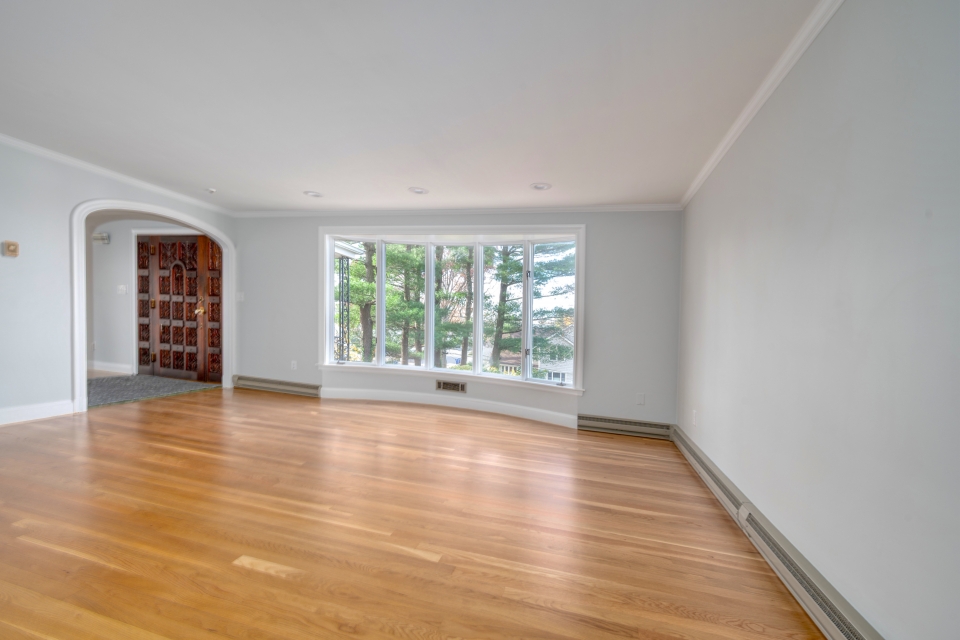 Braintree, Massachusetts, 02184, United States, 3 Bedrooms Bedrooms, ,3 BathroomsBathrooms,Residential,For Sale,2001239