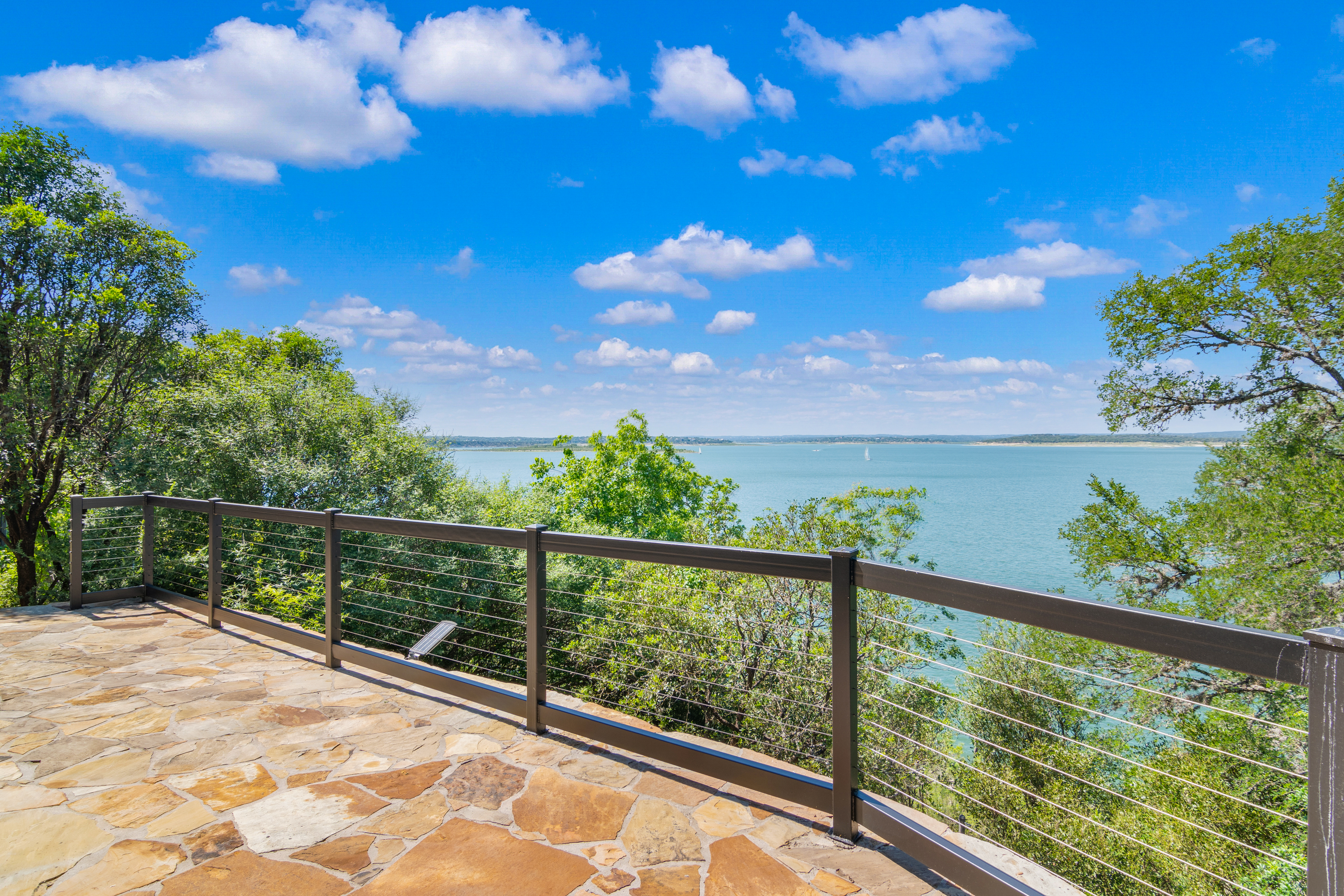  Canyon Lake Waterfront Retreat - 物件實景