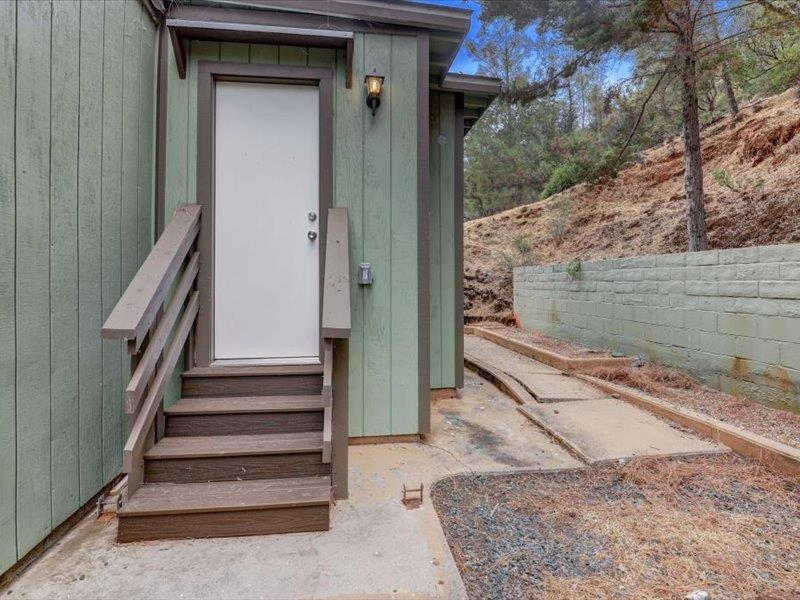 Grass Valley, California, 95949, United States, 3 Bedrooms Bedrooms, ,2 BathroomsBathrooms,Residential,For Sale,1982104