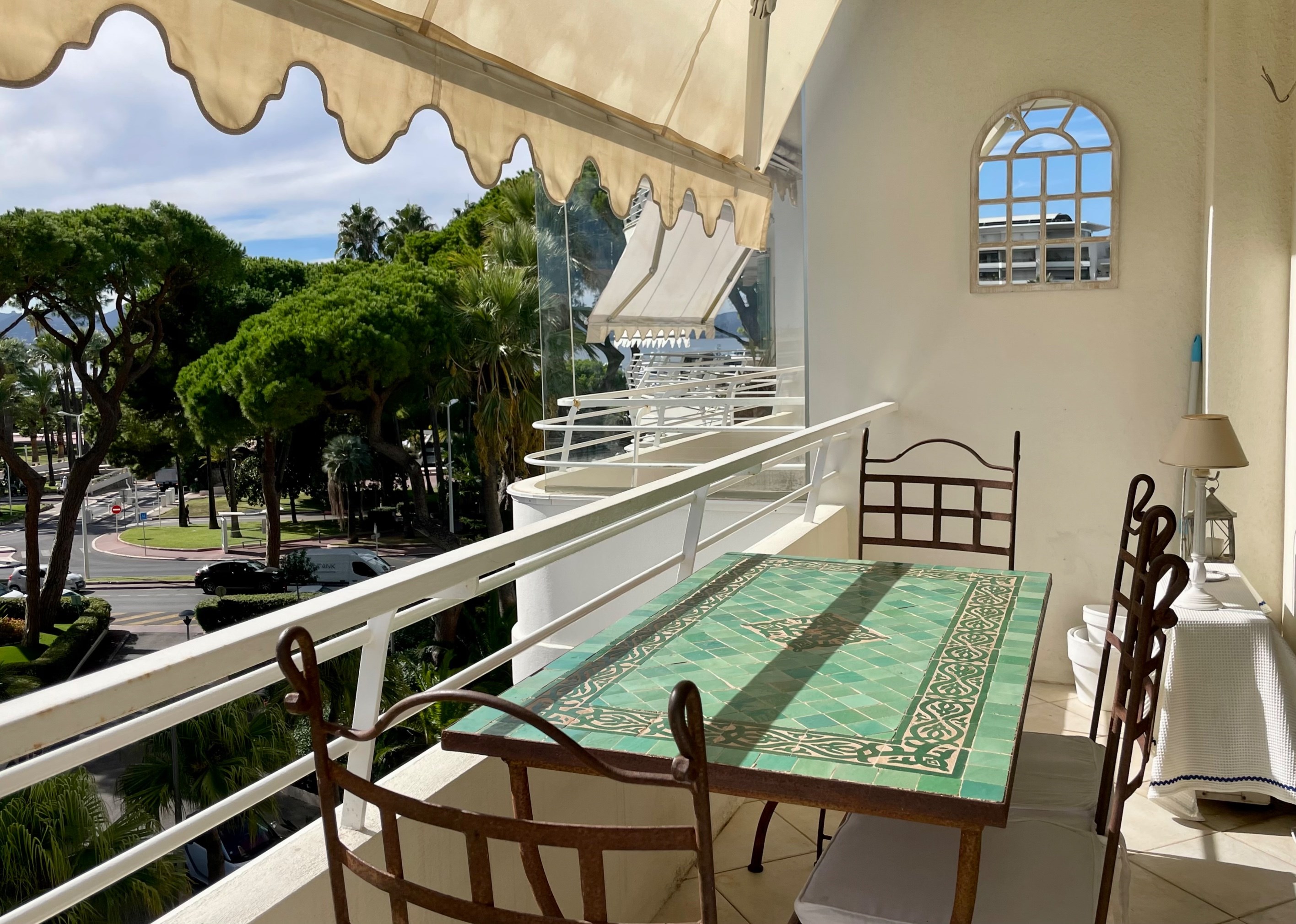  Studio for sale in Cannes Croisette, terrace with sea view facing Port Canto - 物件實景