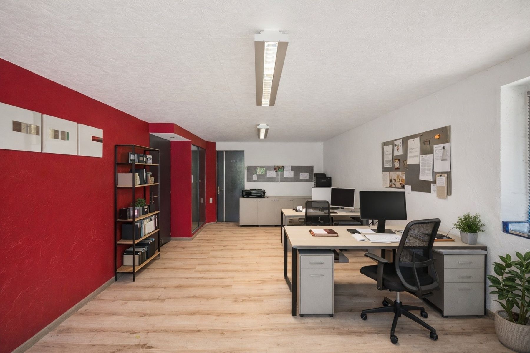  Large property with garages and workshops 10 minutes from Sion - 物件實景