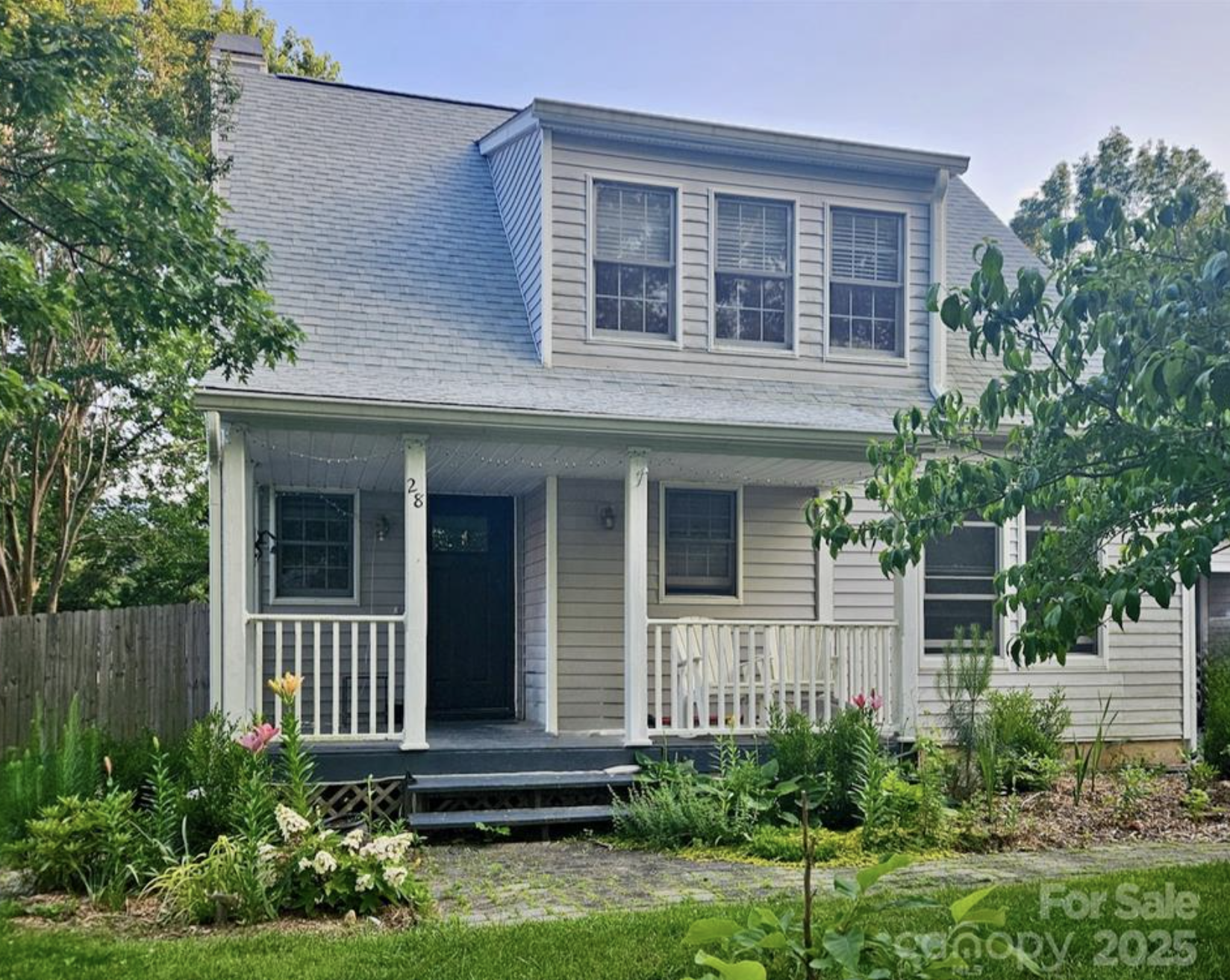 Black Mountain, North Carolina, 28711, United States, 3 Bedrooms Bedrooms, ,2 BathroomsBathrooms,Residential,For Sale,1953602