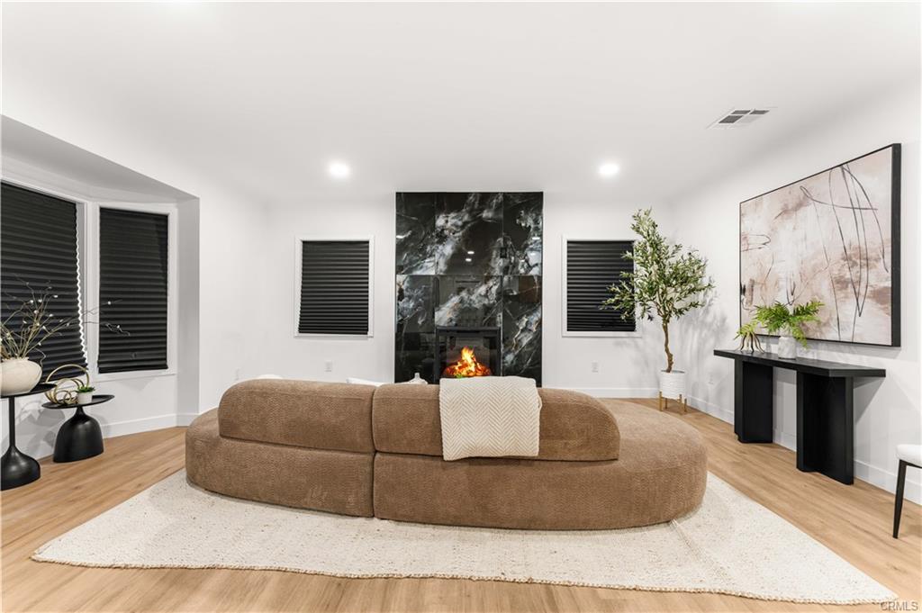 Los Angeles, California, 90032, United States, 5 Bedrooms Bedrooms, ,3 BathroomsBathrooms,Residential,For Sale,1765407