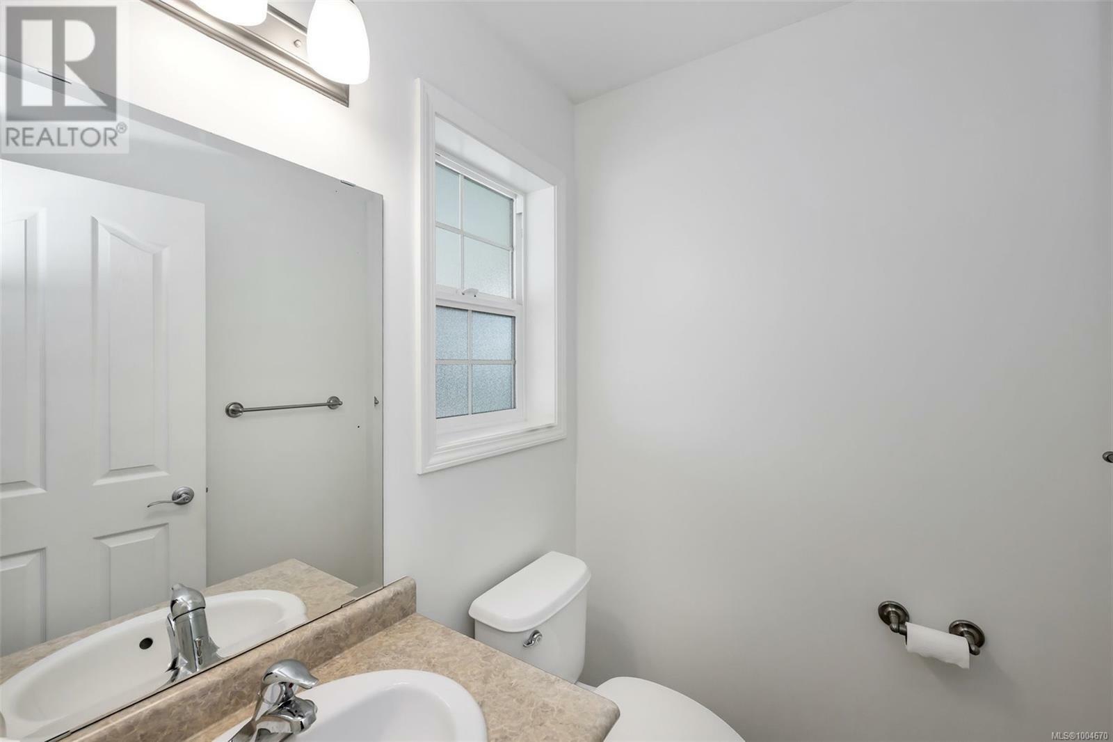DUNCAN, British Columbia, V9L 2S2, CA, 2 Bedrooms Bedrooms, ,2 BathroomsBathrooms,Residential,For Sale,1875397