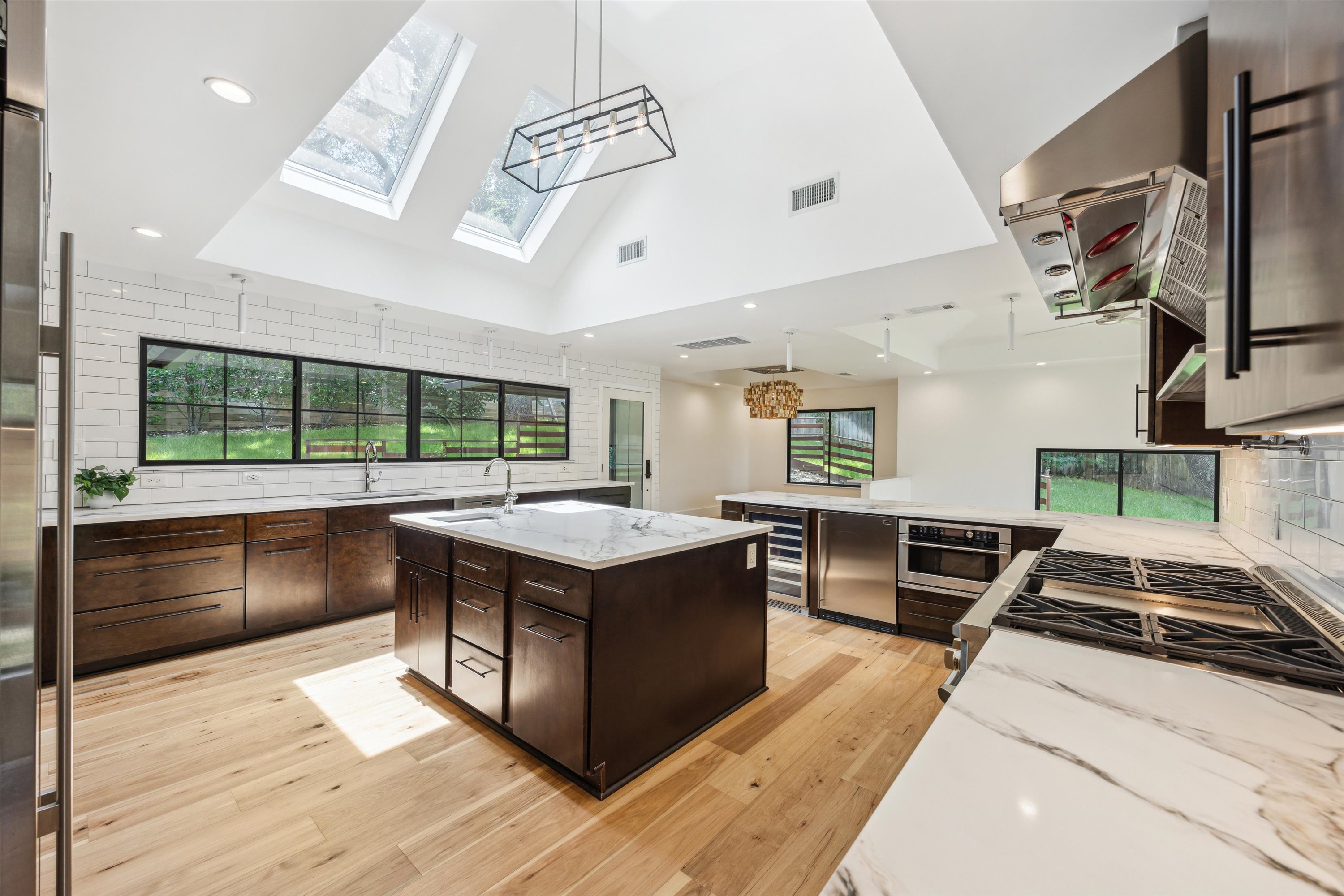  Fully Renovated Modern Retreat in Northwest Hills - 物件實景