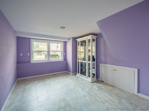 Orange, Connecticut, 06477, United States, 2 Bedrooms Bedrooms, ,2 BathroomsBathrooms,Residential,For Sale,1867599