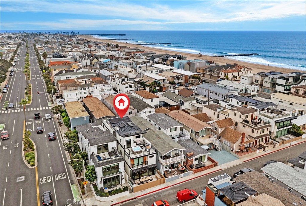 Newport Beach, California, 92663, United States, 5 Bedrooms Bedrooms, ,6 BathroomsBathrooms,Residential,For Sale,1993408