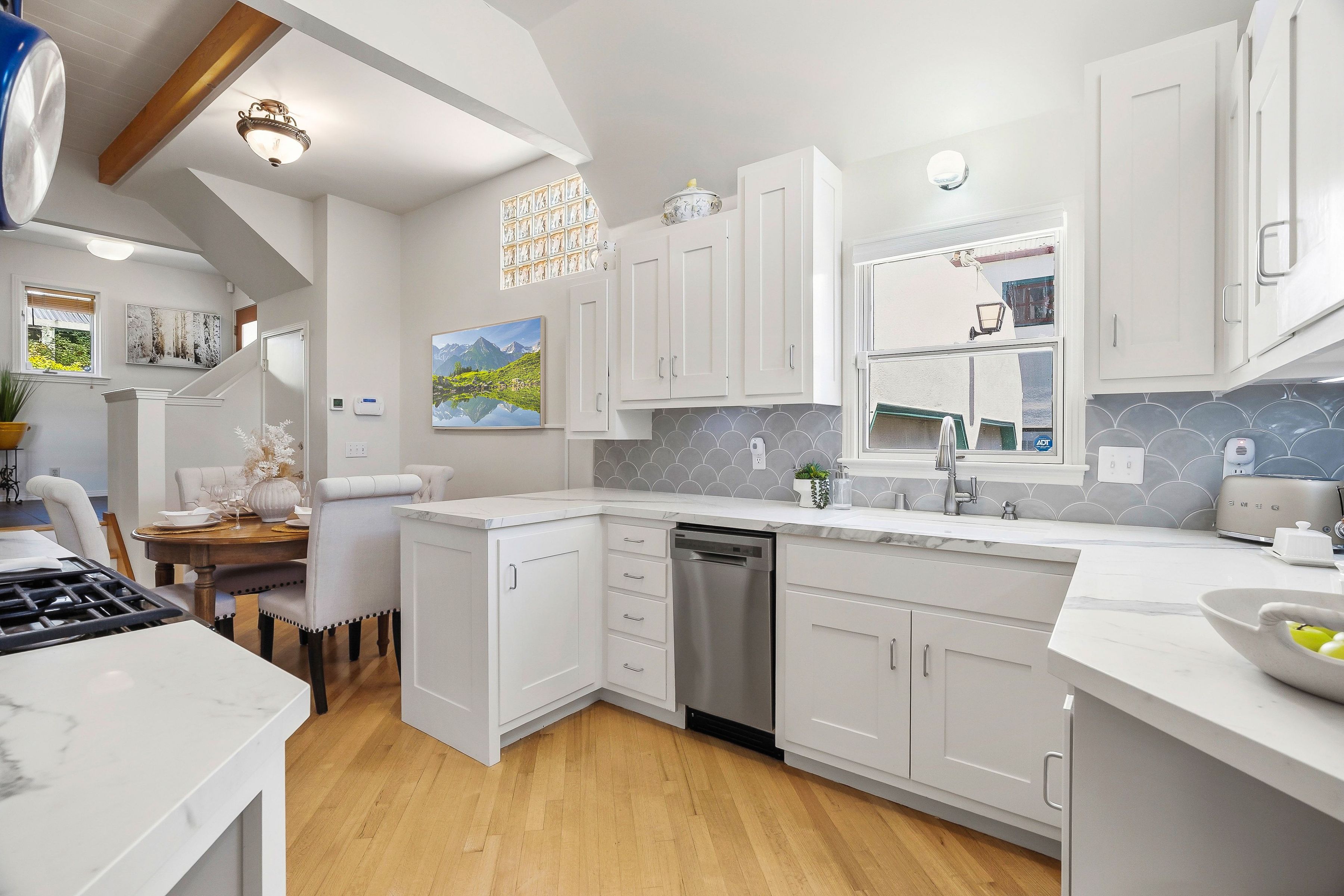  5492 Silver Birch Lane - 物件實景