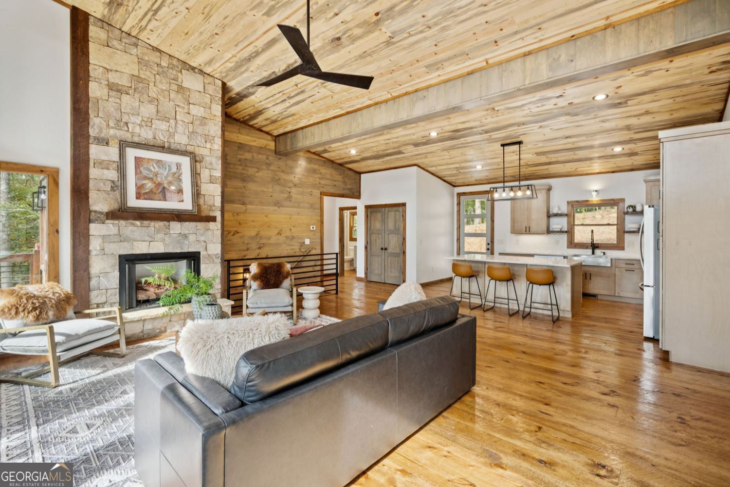 Mineral Bluff, Georgia, 30559, United States, 4 Bedrooms Bedrooms, ,4 BathroomsBathrooms,Residential,For Sale,1962222