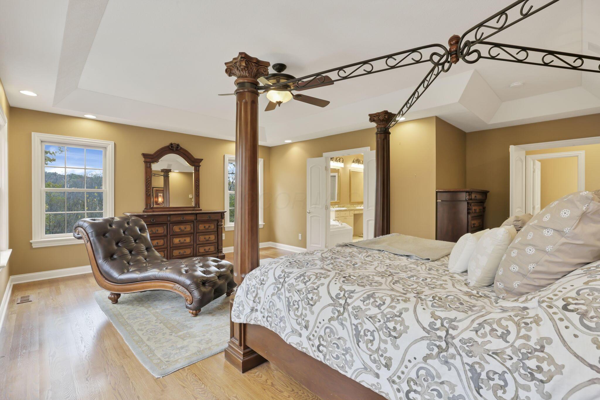 Delaware, Ohio, 43015, United States, 4 Bedrooms Bedrooms, ,4 BathroomsBathrooms,Residential,For Sale,1987027